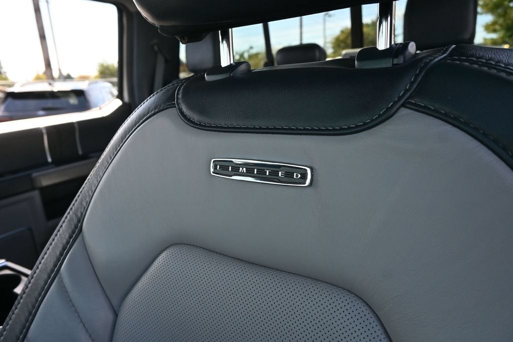 2022 Ford F-350SD Limited