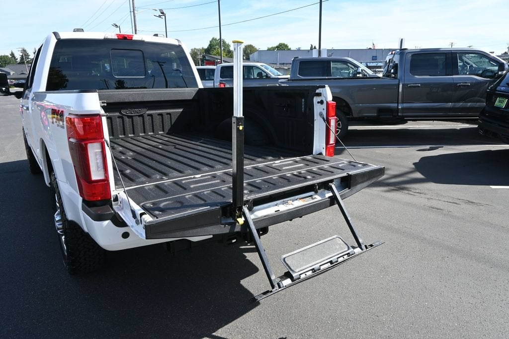 2022 Ford F-350SD Limited