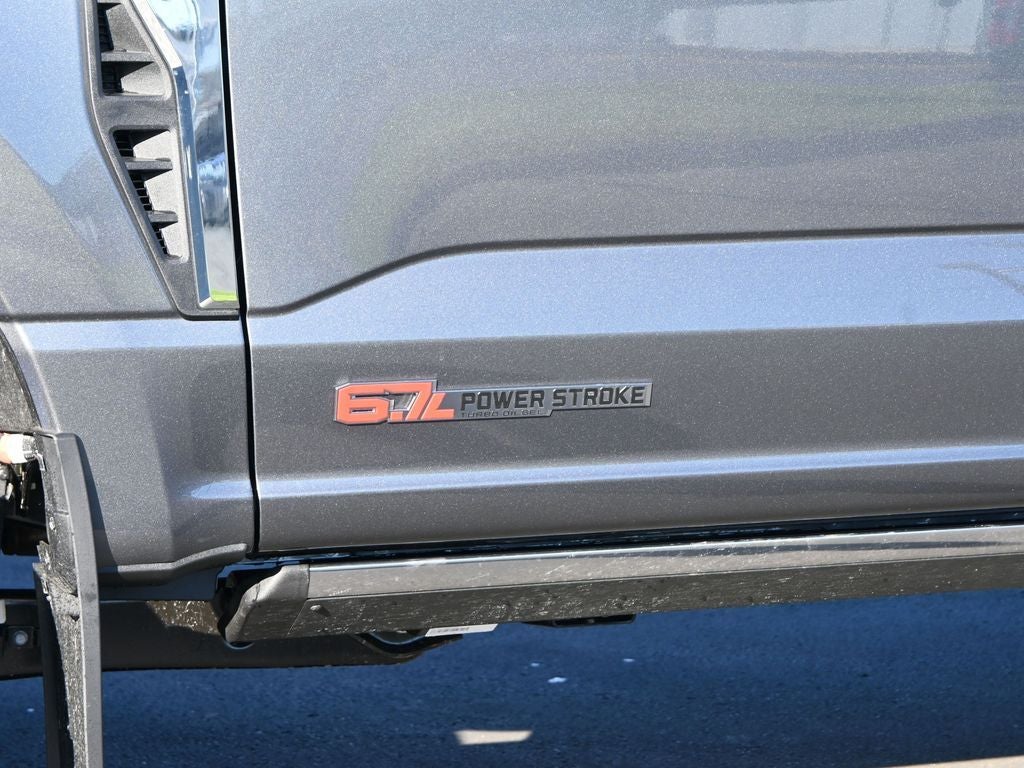 2026 Ford F-350SD Platinum DRW