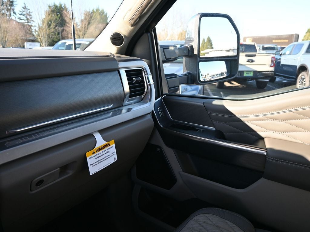 2026 Ford F-350SD Platinum DRW