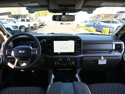 2026 Ford F-350SD Platinum DRW