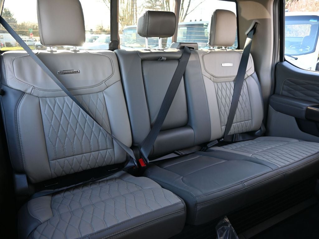 2026 Ford F-350SD Platinum DRW