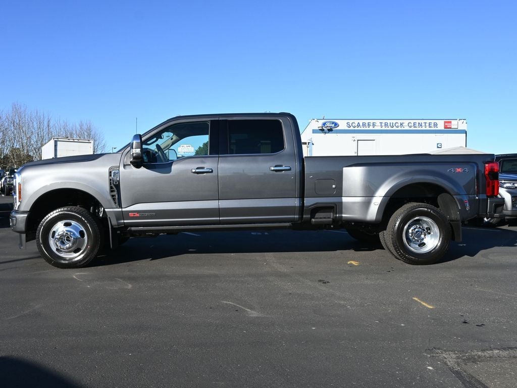 2026 Ford F-350SD Platinum DRW