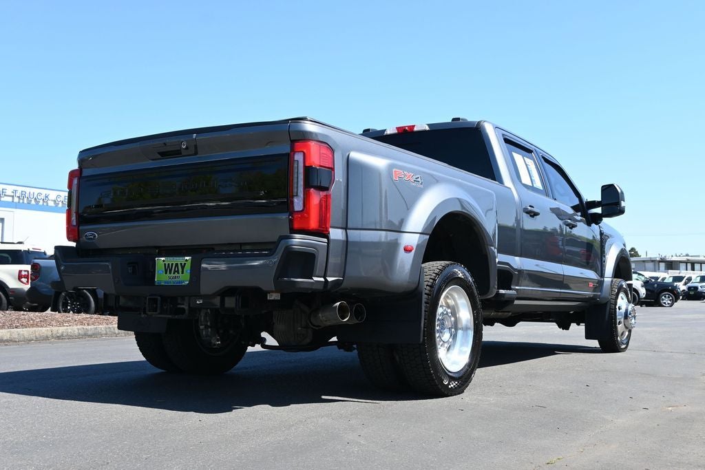 2025 Ford F-450SD Platinum DRW