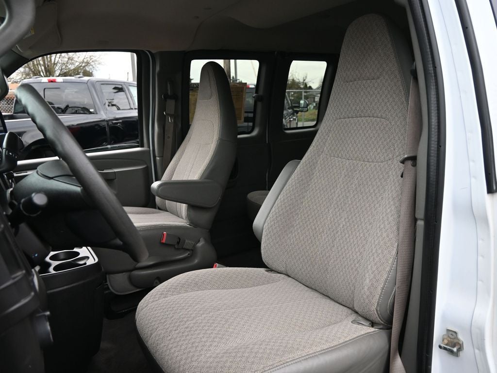 2020 Chevrolet Express 3500 LT Passenger