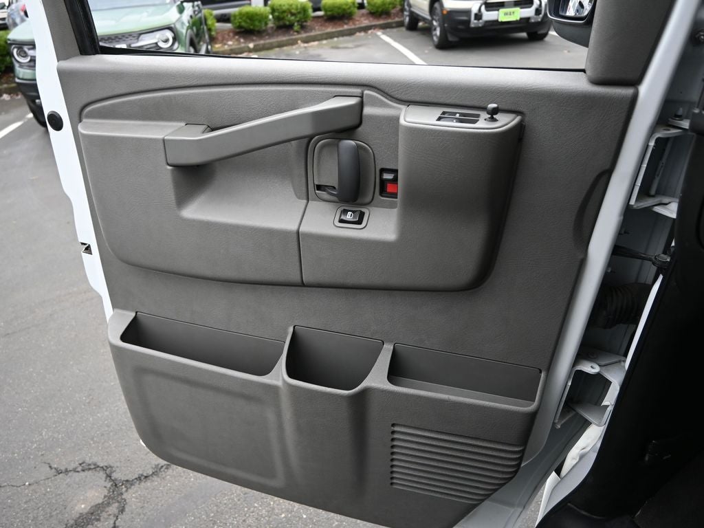 2020 Chevrolet Express 3500 LT Passenger