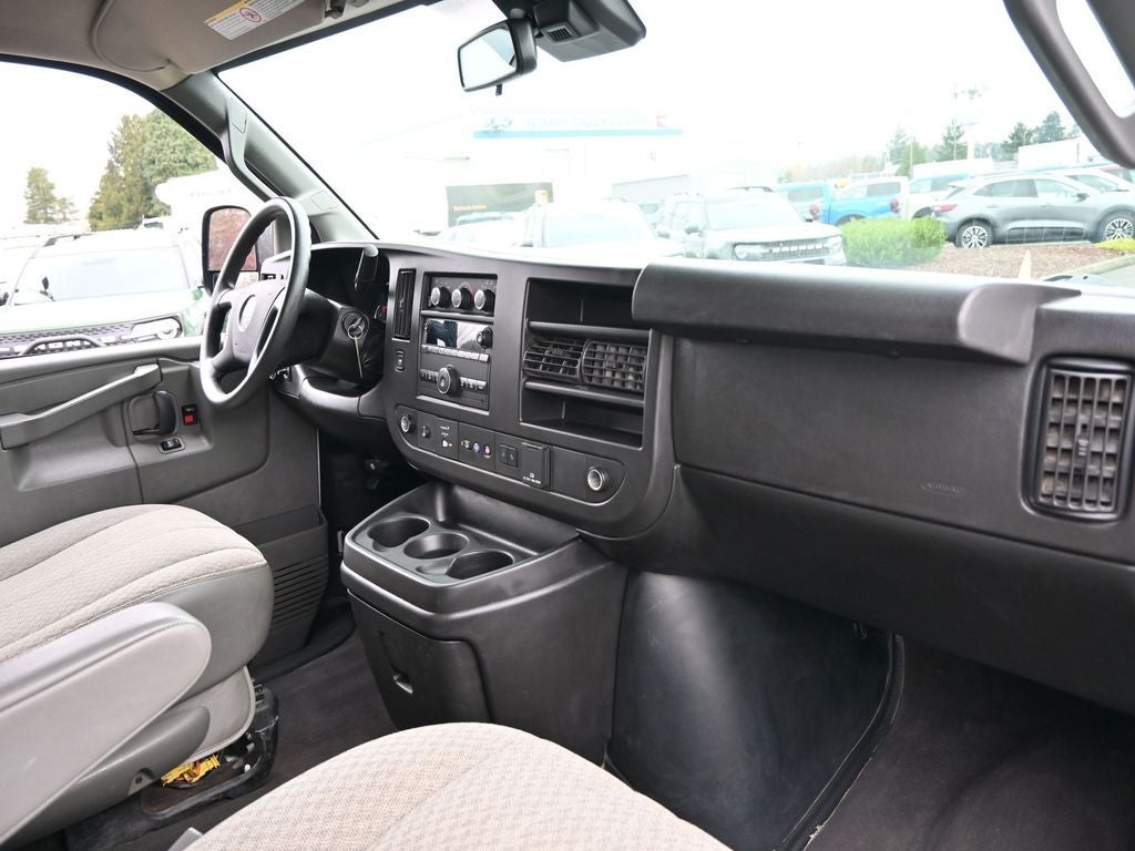 2020 Chevrolet Express 3500 LT Passenger
