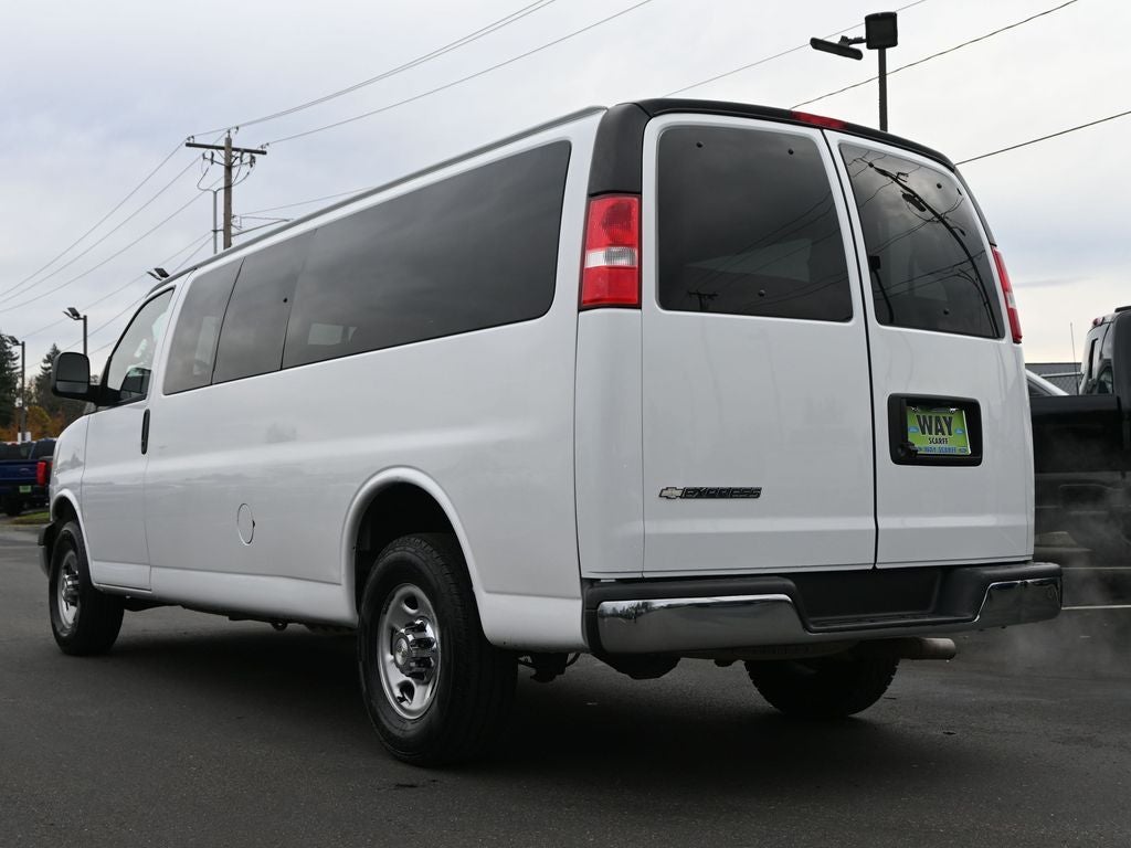 2020 Chevrolet Express 3500 LT Passenger