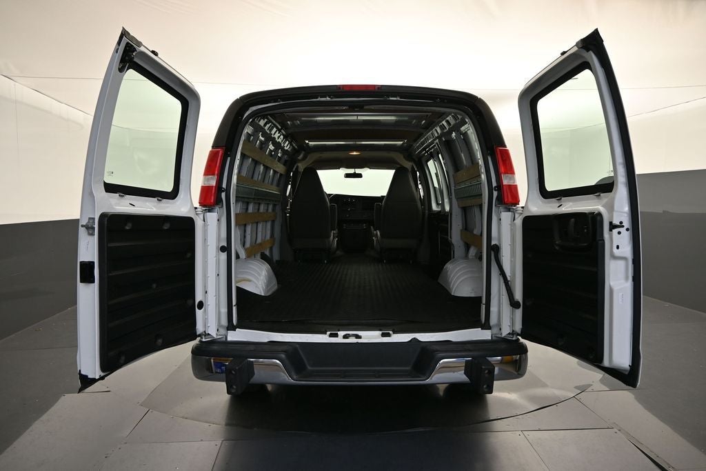 2020 Chevrolet Express 2500 Work Van Cargo
