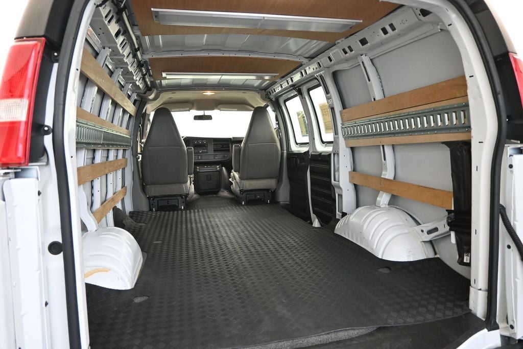2020 Chevrolet Express 2500 Work Van Cargo