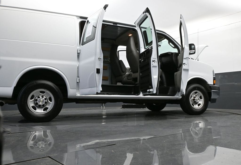 2020 Chevrolet Express 2500 Work Van Cargo