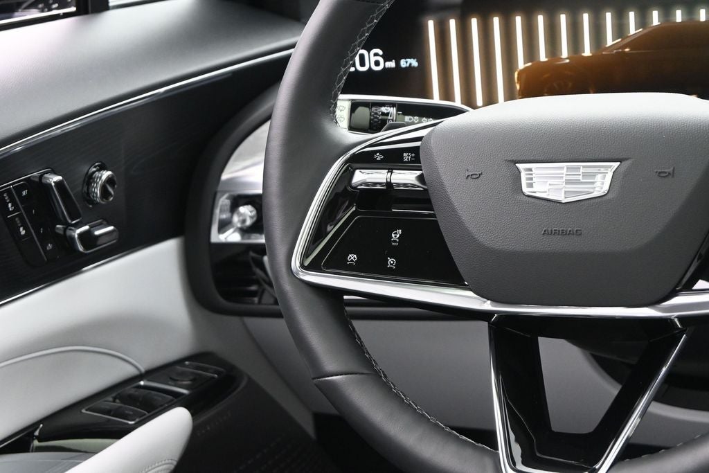 2024 Cadillac LYRIQ Sport