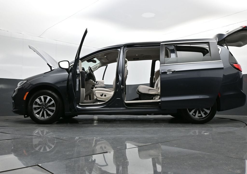 2021 Chrysler Pacifica Touring L