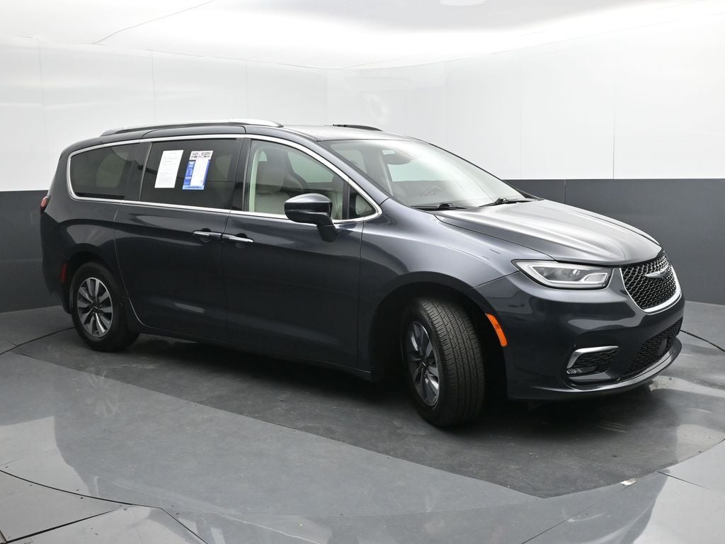 2021 Chrysler Pacifica Touring L