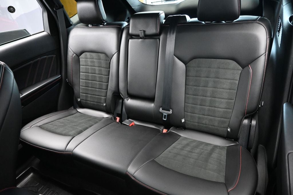 2021 Ford Edge ST Line