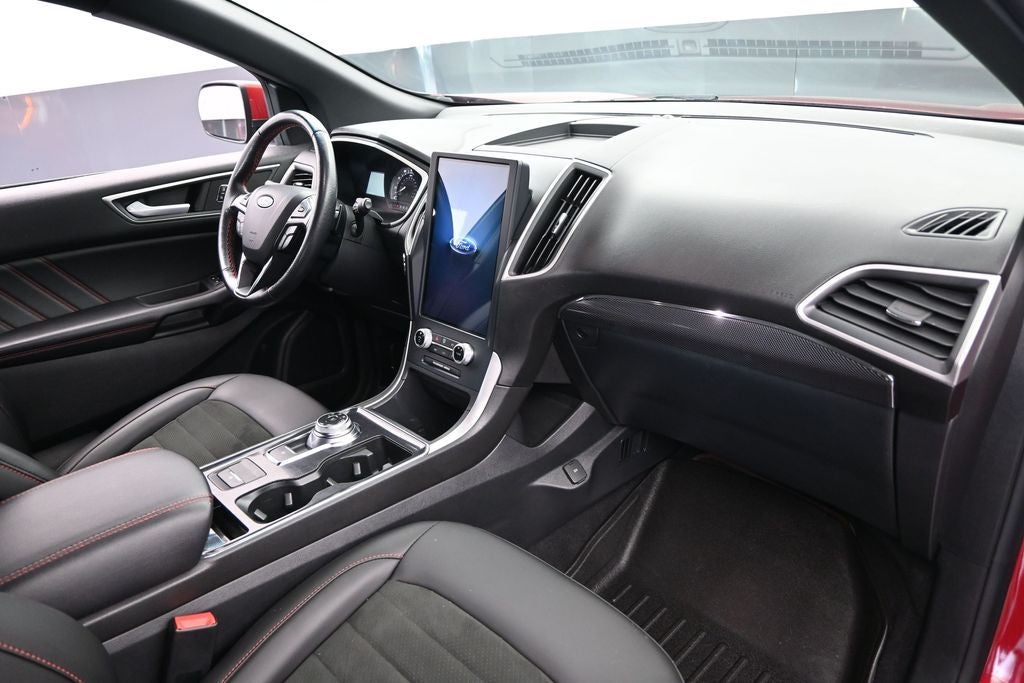 2021 Ford Edge ST Line