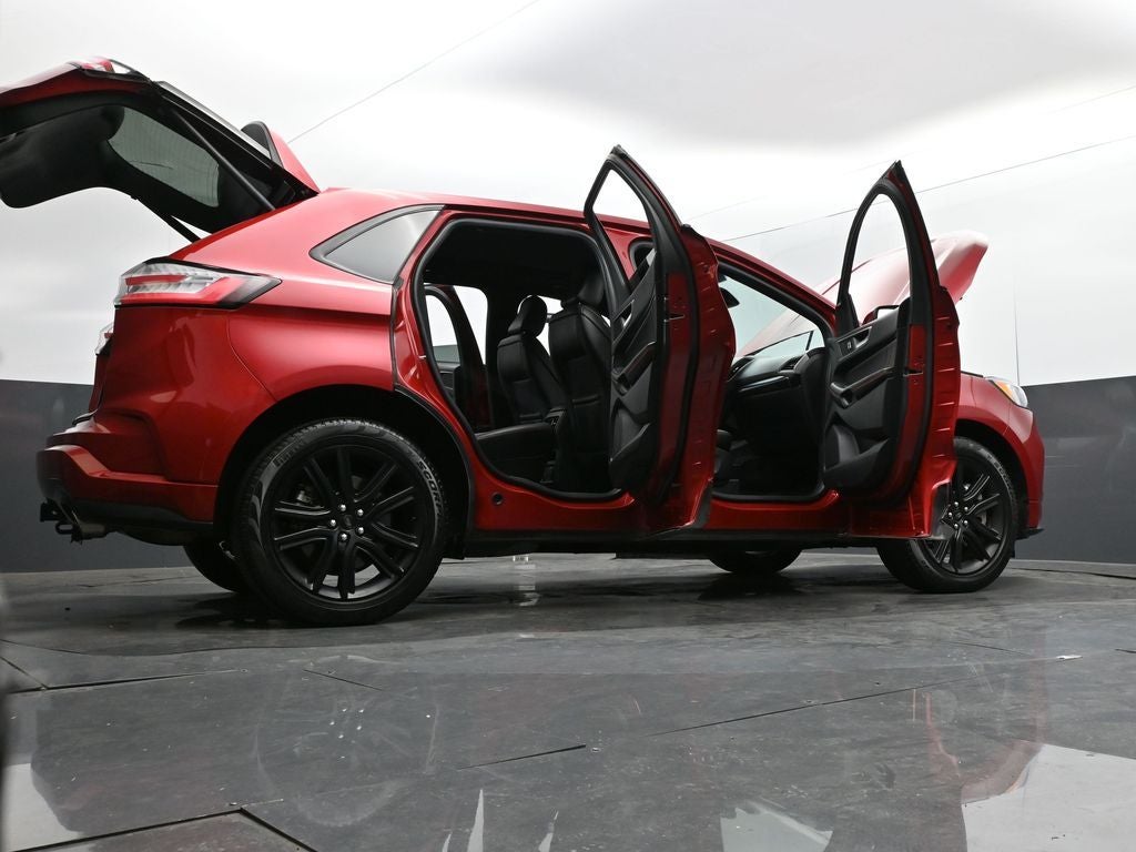 2021 Ford Edge ST Line