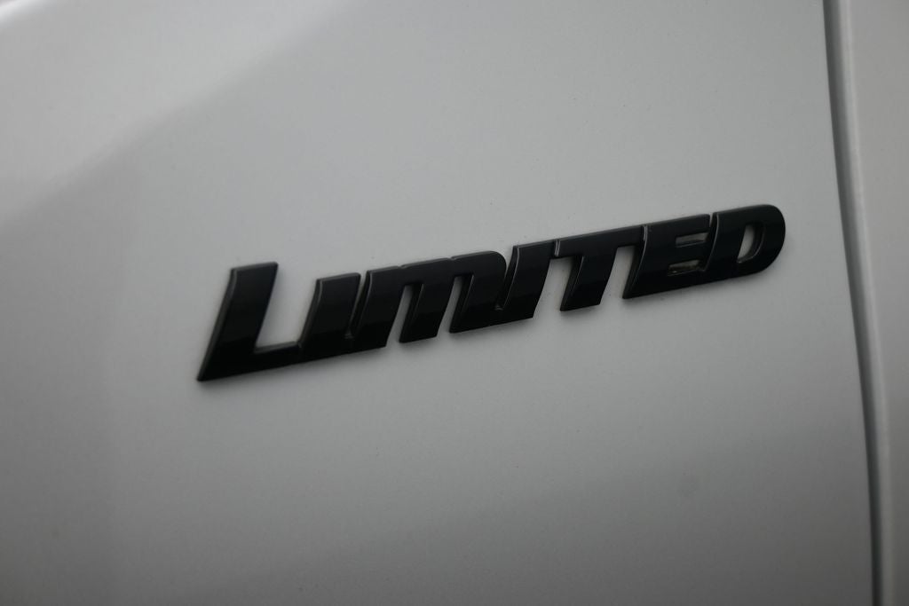 2023 Toyota Tacoma Limited V6