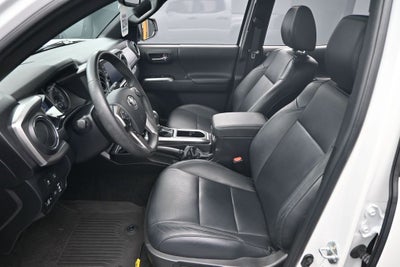 2023 Toyota Tacoma Limited V6