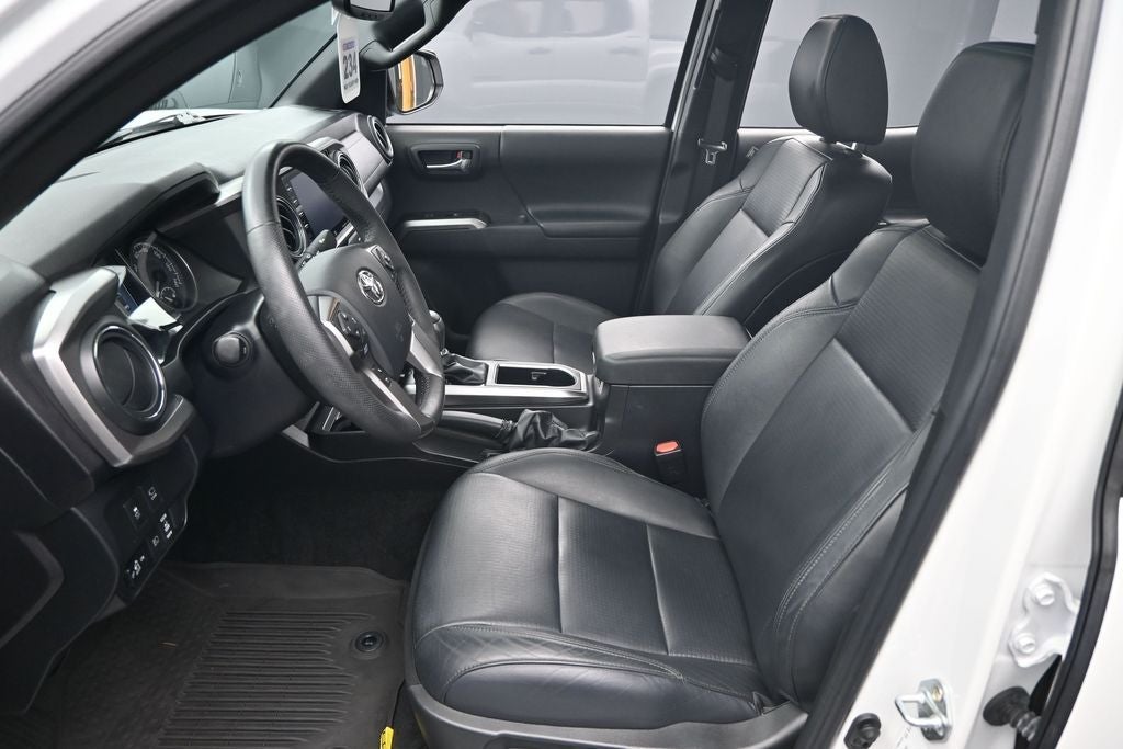 2023 Toyota Tacoma Limited V6