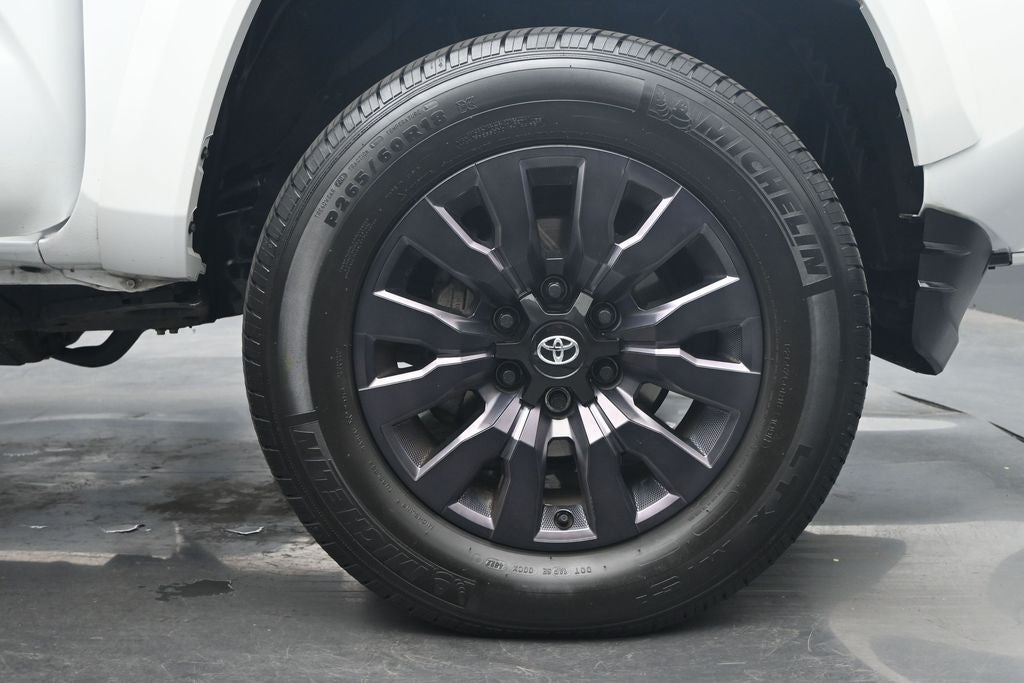 2023 Toyota Tacoma Limited V6
