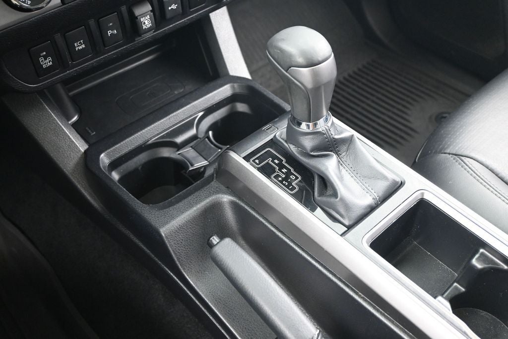 2023 Toyota Tacoma Limited V6