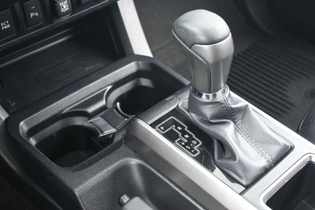 2023 Toyota Tacoma Limited V6