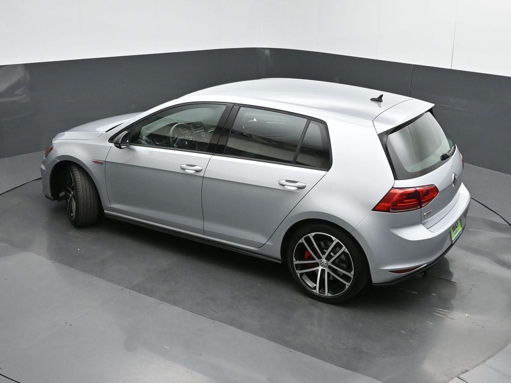 2017 Volkswagen Golf GTI Sport
