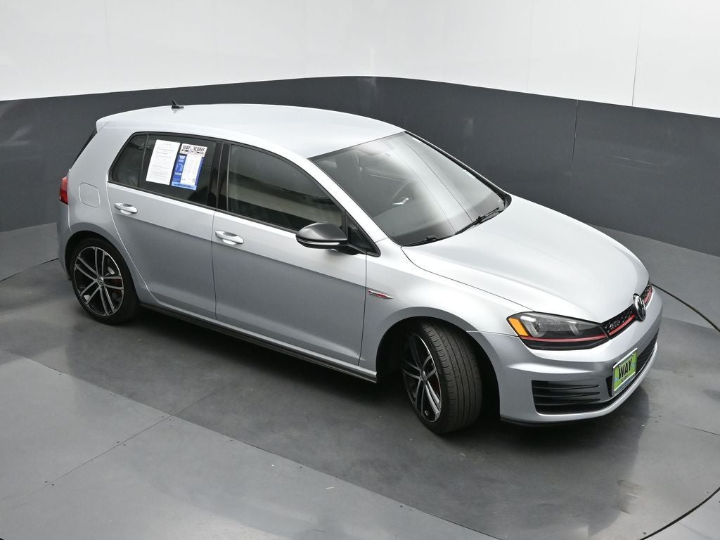 2017 Volkswagen Golf GTI Sport