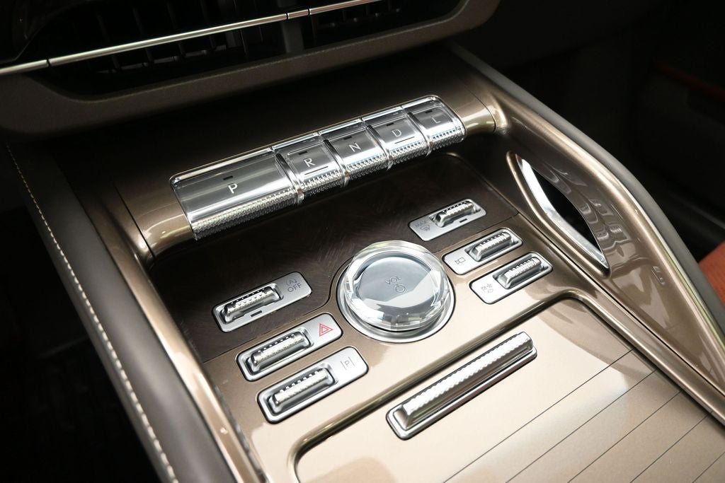 2024 Lincoln Nautilus Black Label