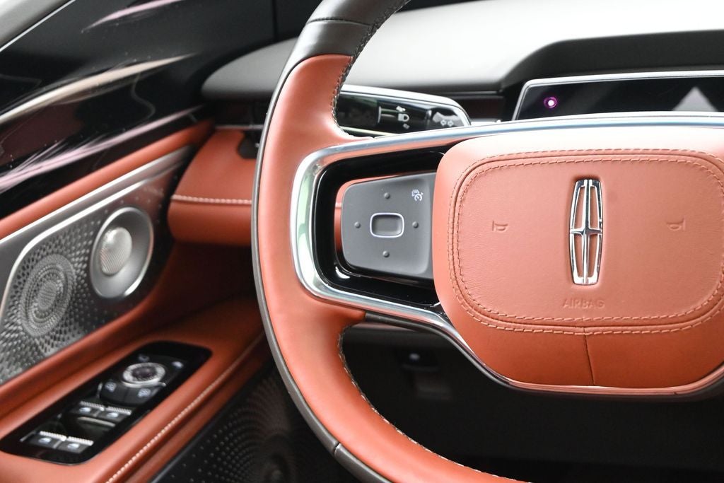 2024 Lincoln Nautilus Black Label
