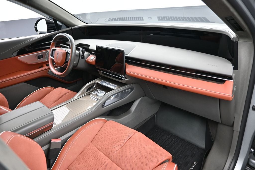 2024 Lincoln Nautilus Black Label