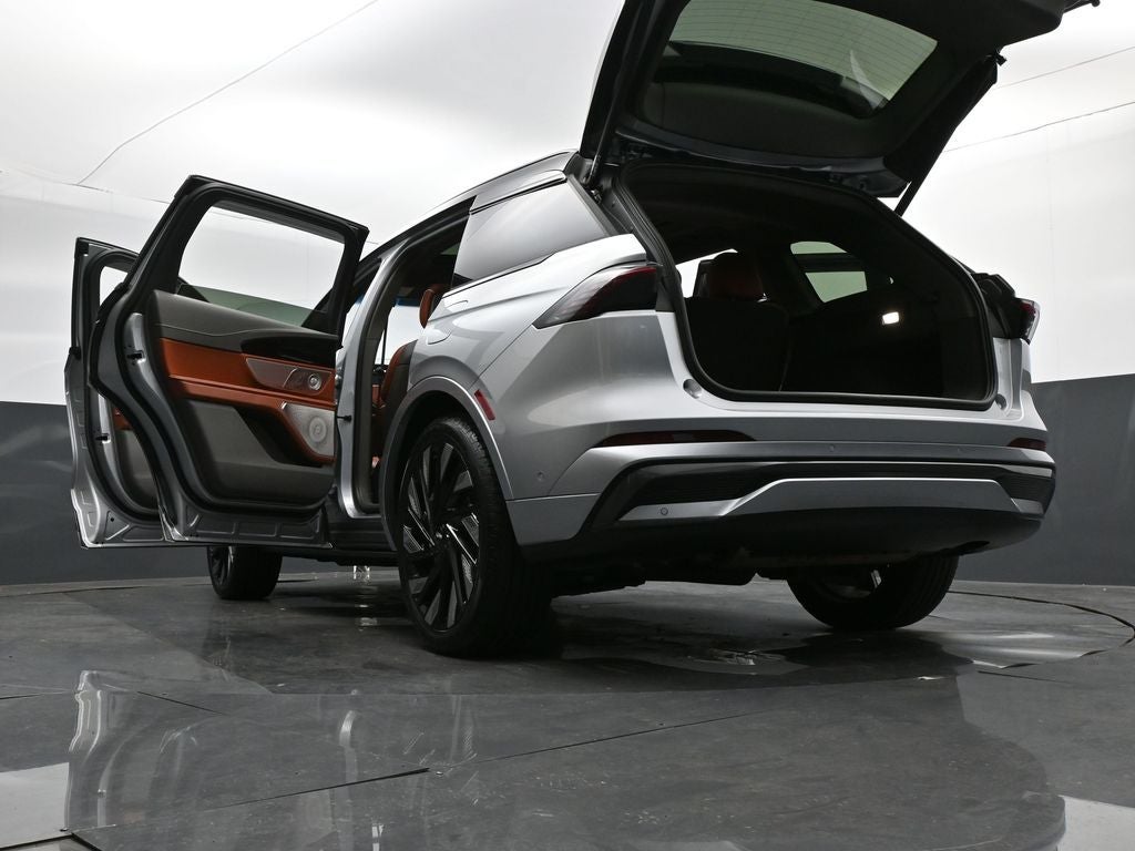 2024 Lincoln Nautilus Black Label