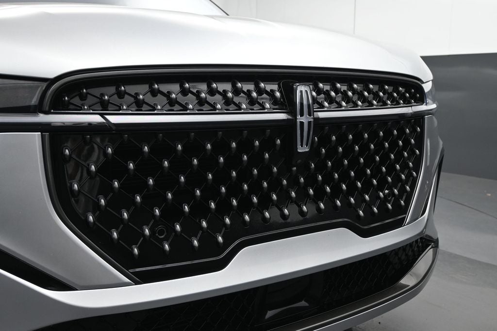 2024 Lincoln Nautilus Black Label