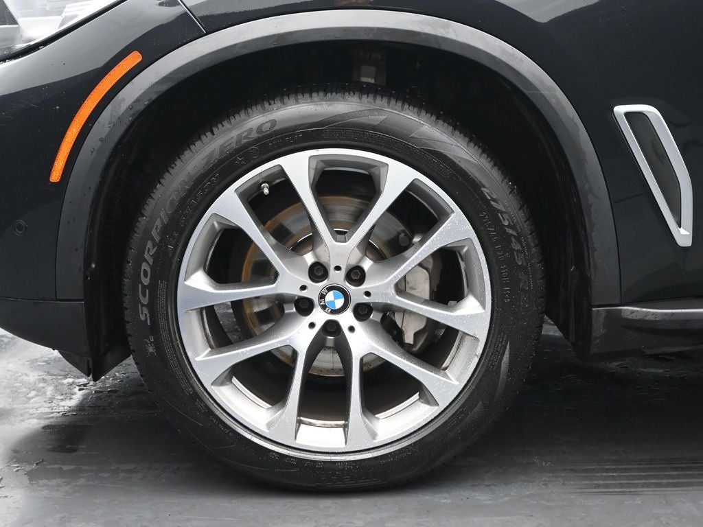 2023 BMW X5 sDrive40i