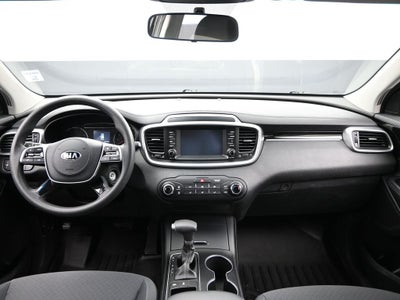 2020 Kia Sorento LX