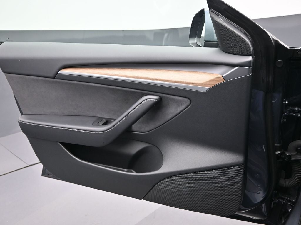 2023 Tesla Model 3 EV