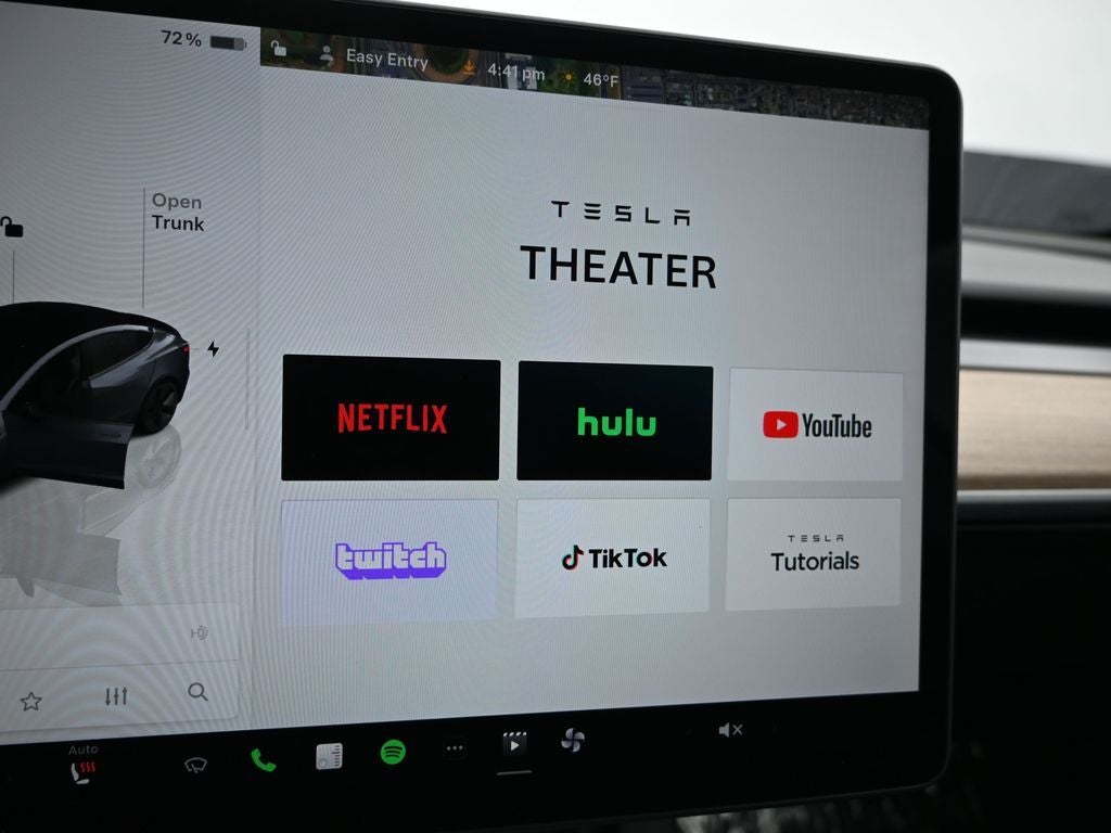 2023 Tesla Model 3 EV