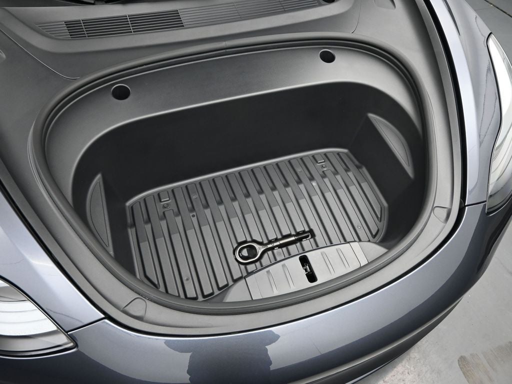 2023 Tesla Model 3 EV