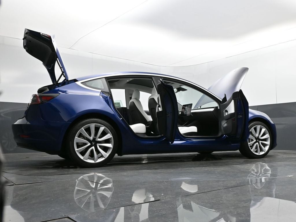 2019 Tesla Model 3 Standard Range Plus