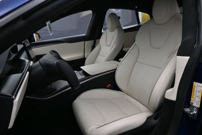 2022 Tesla Model S Plaid