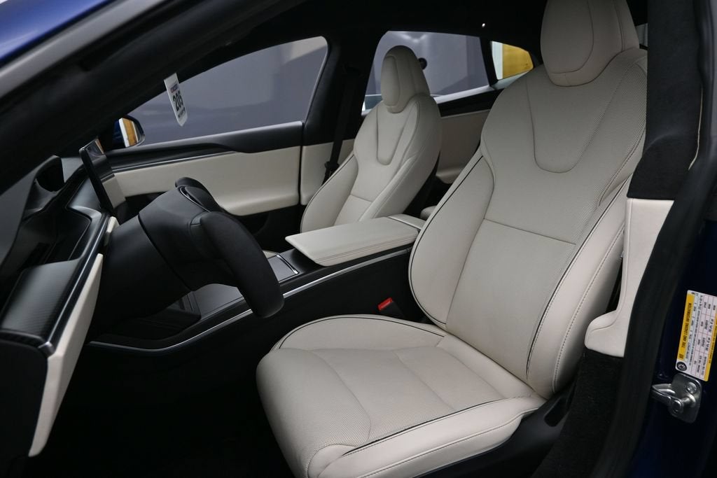 2022 Tesla Model S Plaid