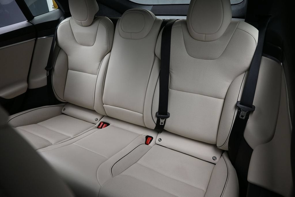 2022 Tesla Model S Plaid