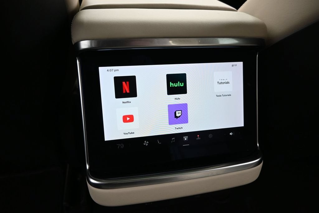 2022 Tesla Model S Plaid