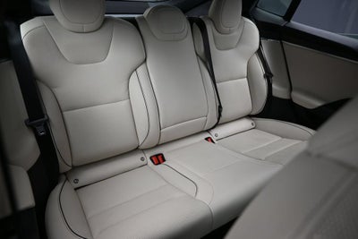 2022 Tesla Model S Plaid