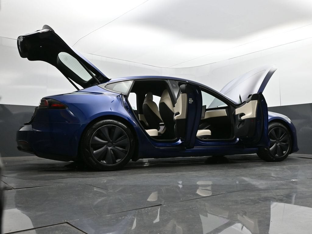2022 Tesla Model S Plaid