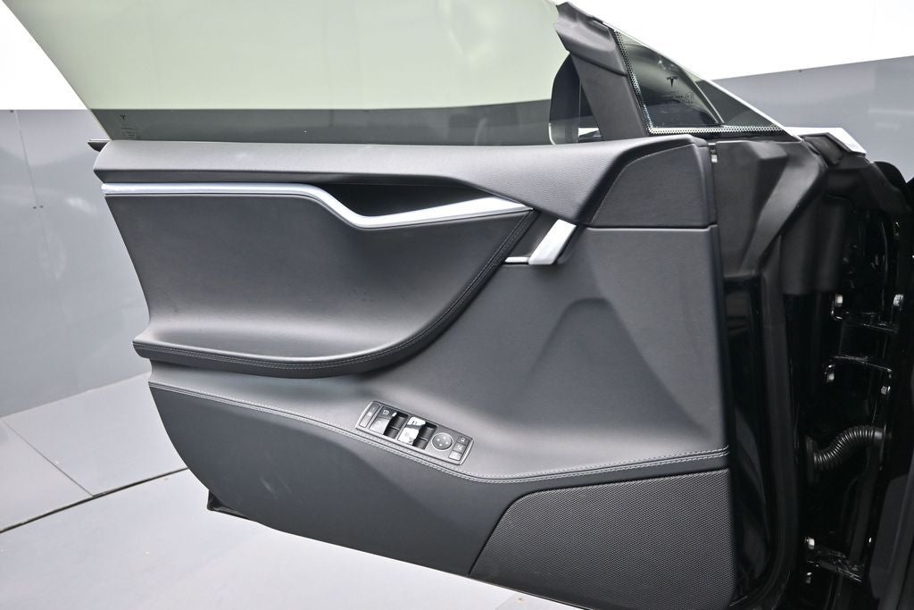 2015 Tesla Model S 85D