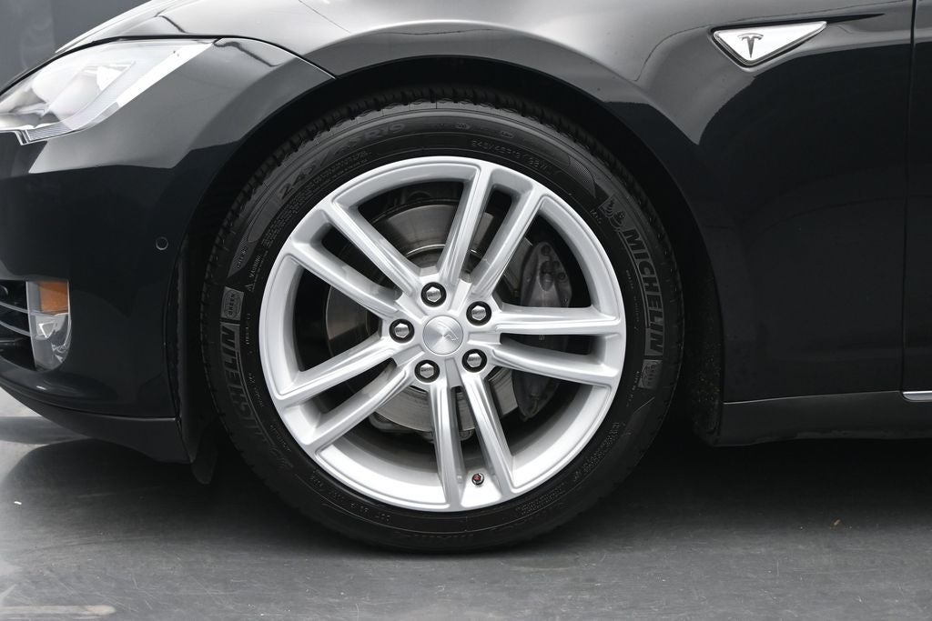 2015 Tesla Model S 85D