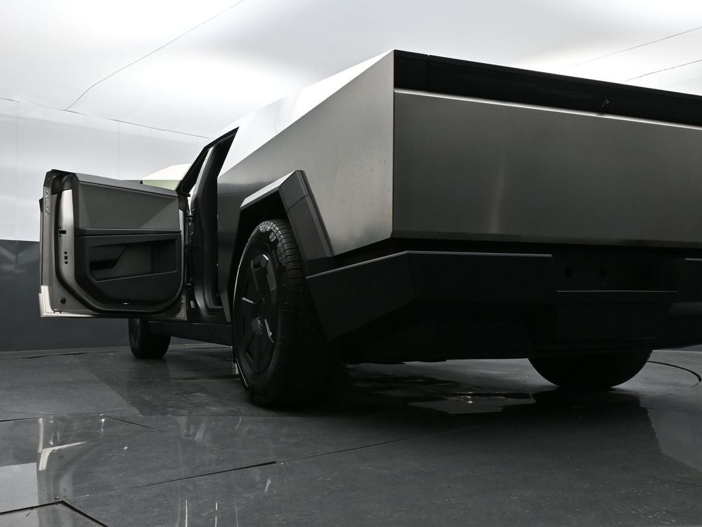 2025 Tesla Cybertruck Base
