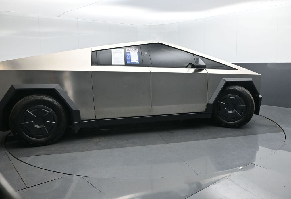 2025 Tesla Cybertruck Base